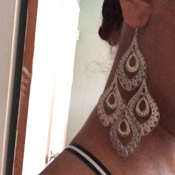 Dangle earrings - Picture 3 of 4